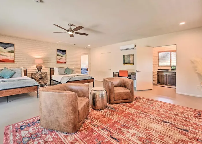 Beautiful Casita With Red Rock Patio! Holiday home *