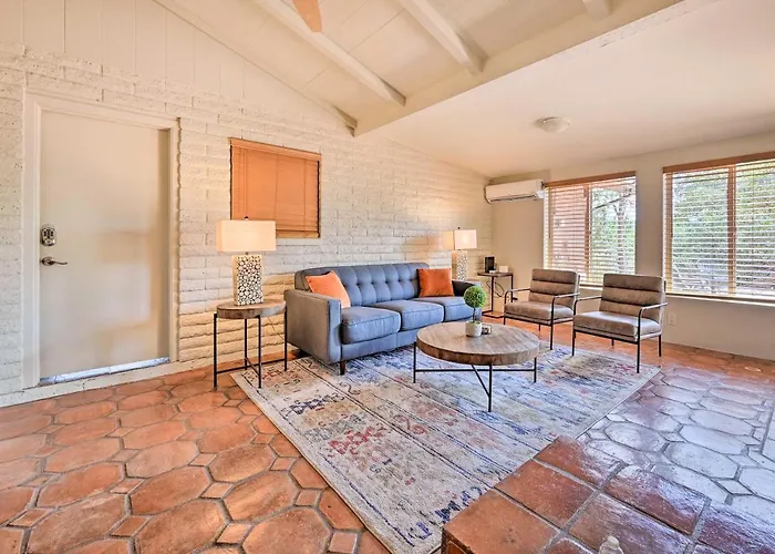 Beautiful Casita With Red Rock Patio! Holiday home